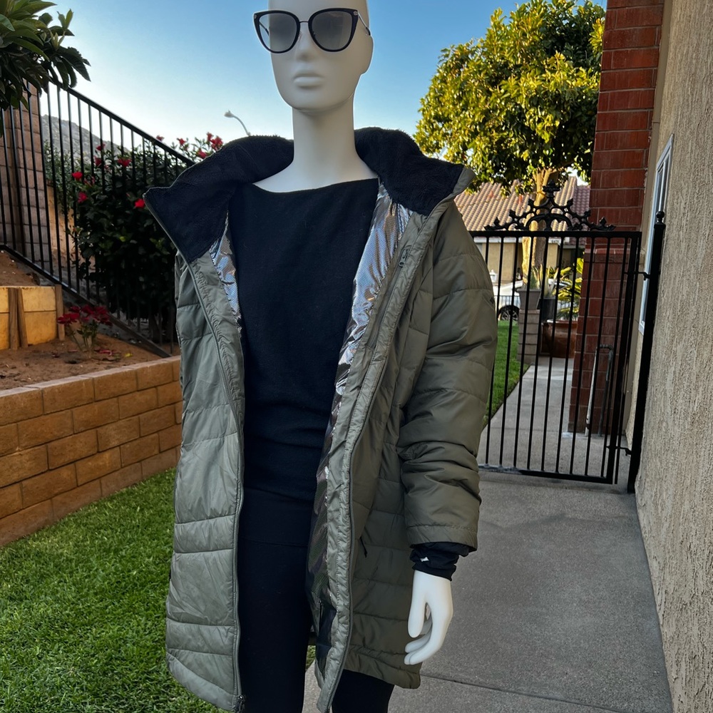 Columbia sportswear company / women puffer long jacket - Picture 3 of 8